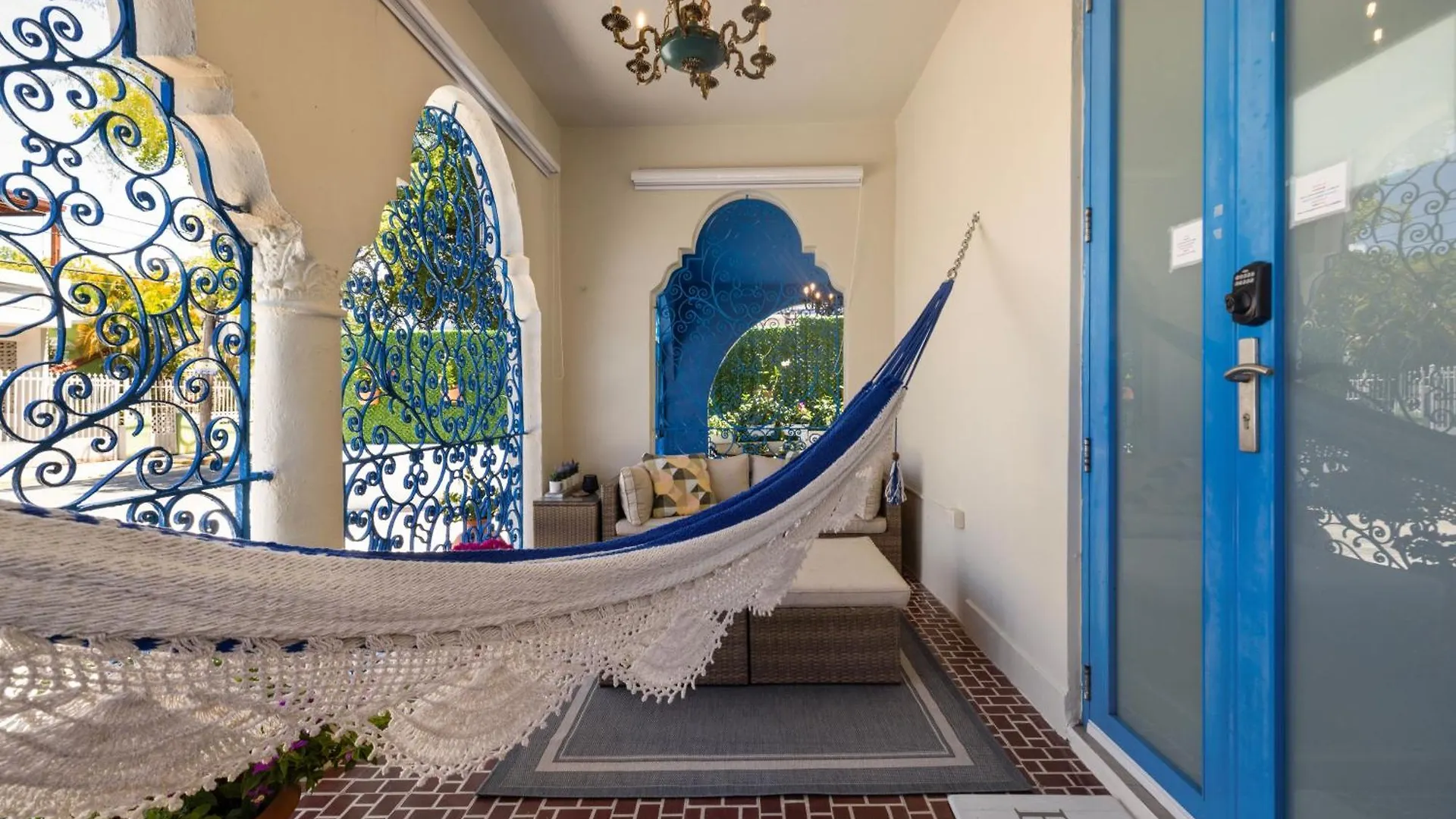 Elegant Studio With Balcony Private - Self Check In - Mm1 San Juan