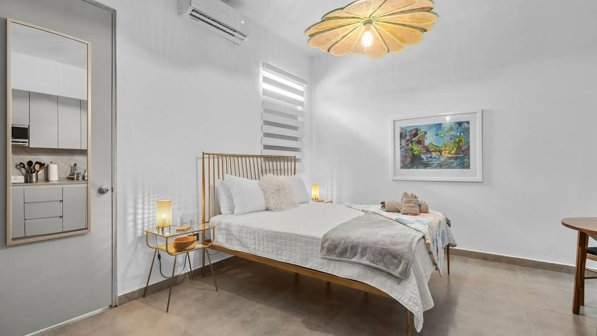 Elegant Studio With Balcony Private - Self Check In - Mm1 San Juan 0*,  Puerto Rico