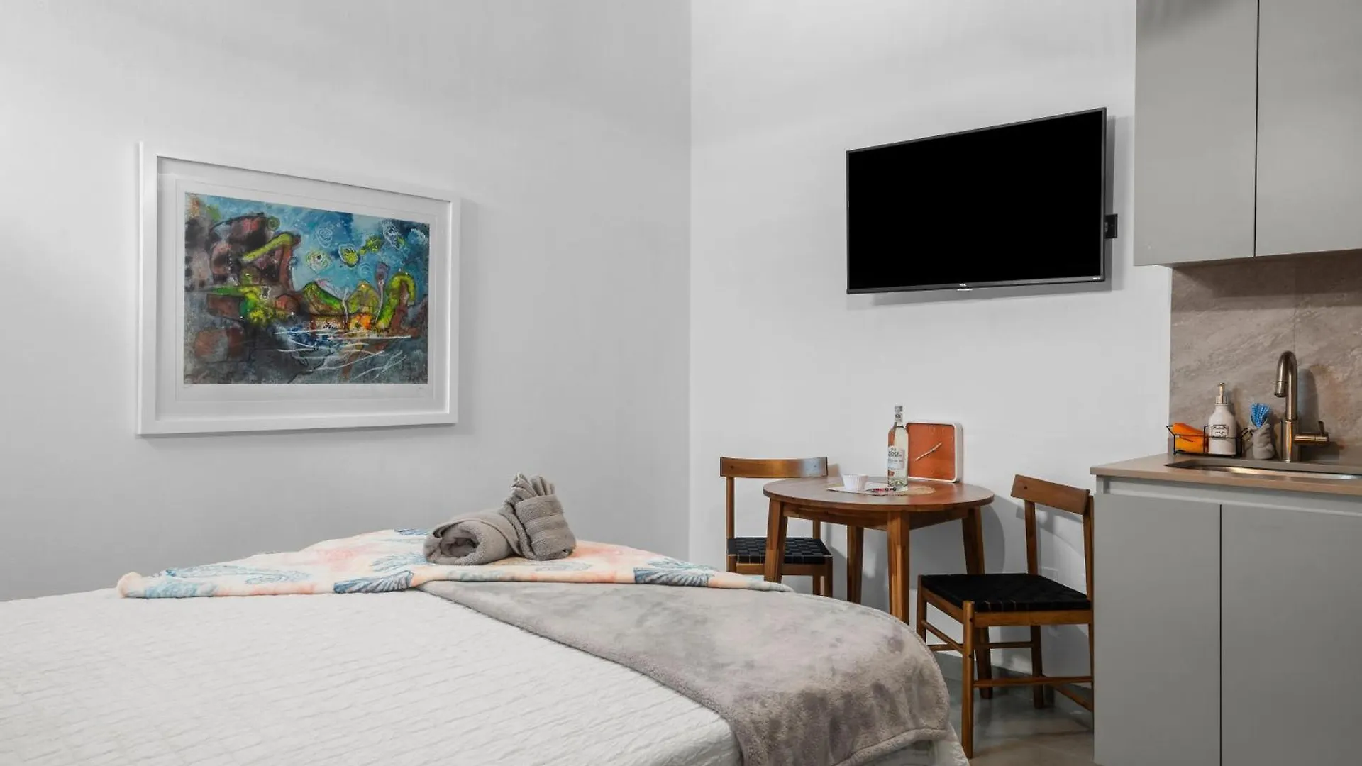 Elegant Studio With Balcony Private - Self Check In - Mm1 San Juan 0*,